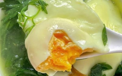 The Golden Combination: Why Modern Nutritionists are Reconsidering the Humble Egg